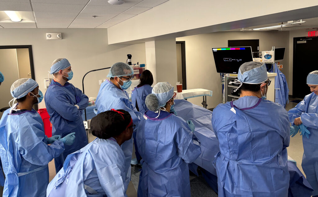 Image of surgery room.