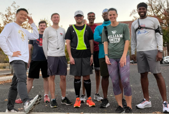Image of runners.